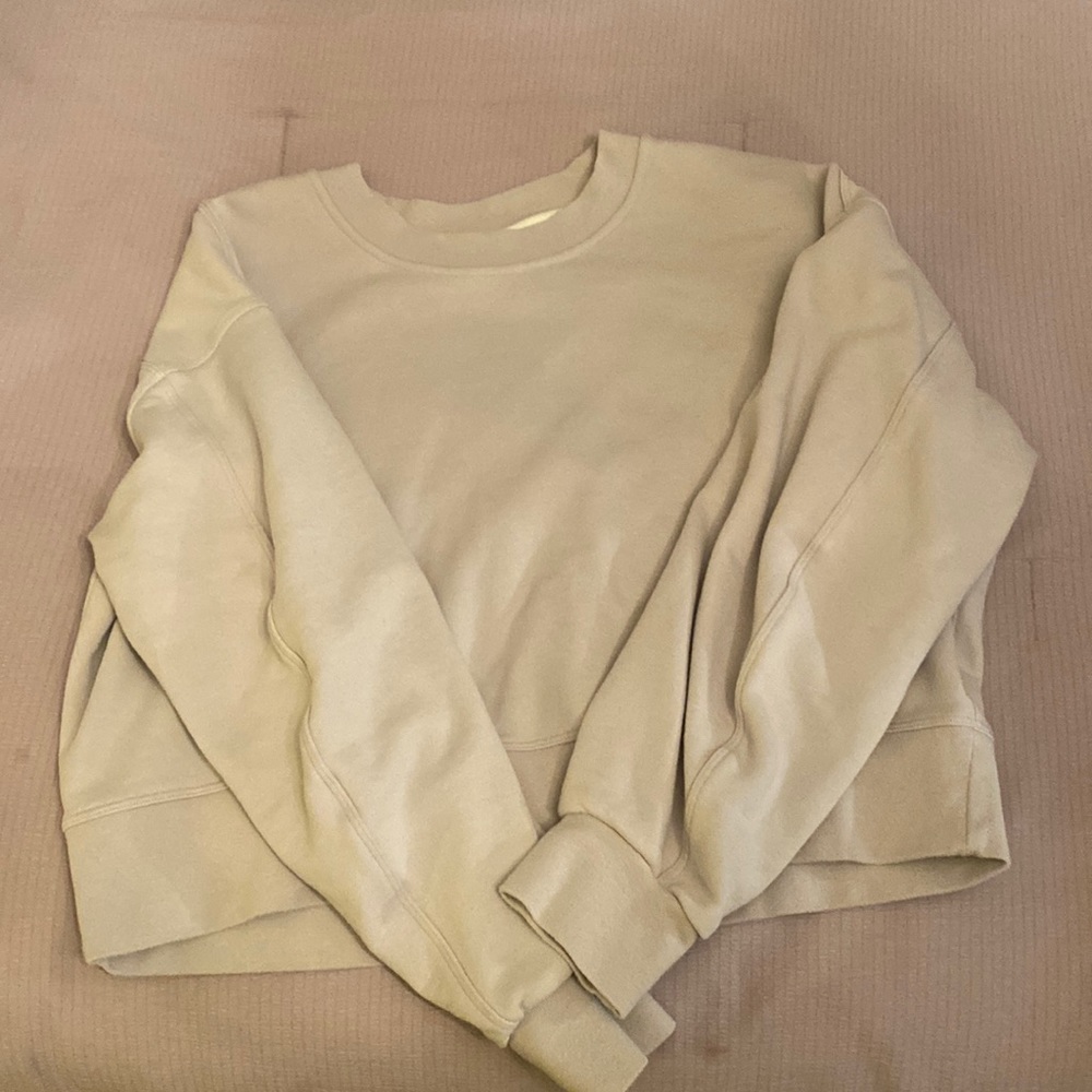 lululemon perfectly oversized crop crew (chrome)